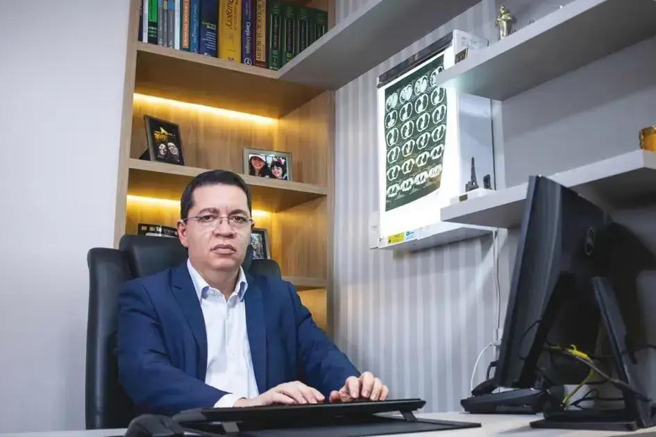 Dr. Flávio Antunes: O seu Urologista em Manaus especialista em saúde masculina.